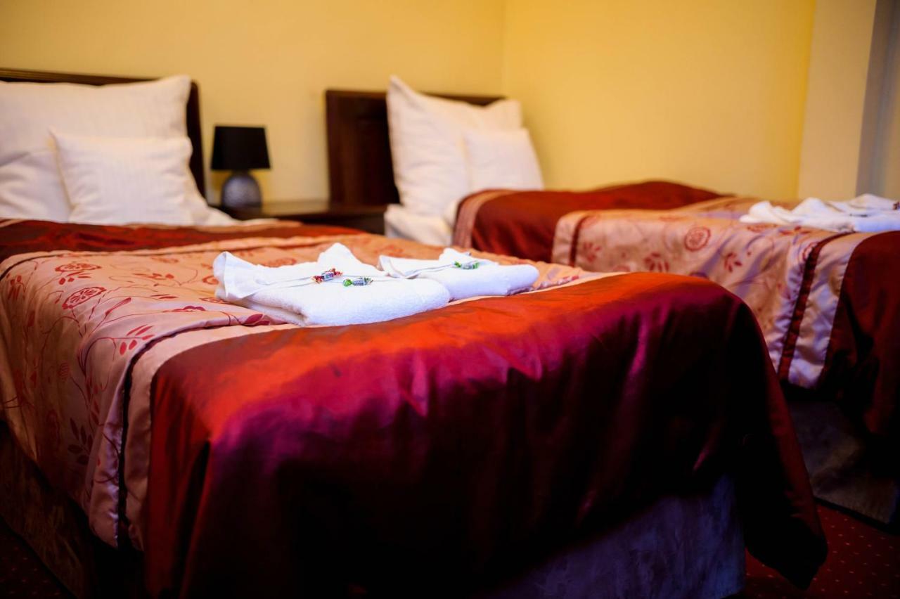 Hotel Dwór Sójki Kültér fotó