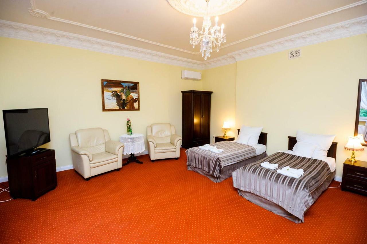 Hotel Dwór Sójki Kültér fotó