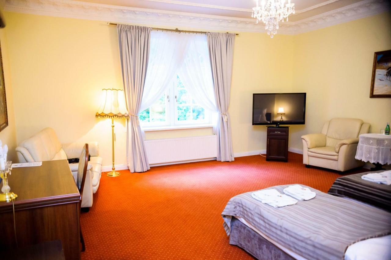 Hotel Dwór Sójki Kültér fotó