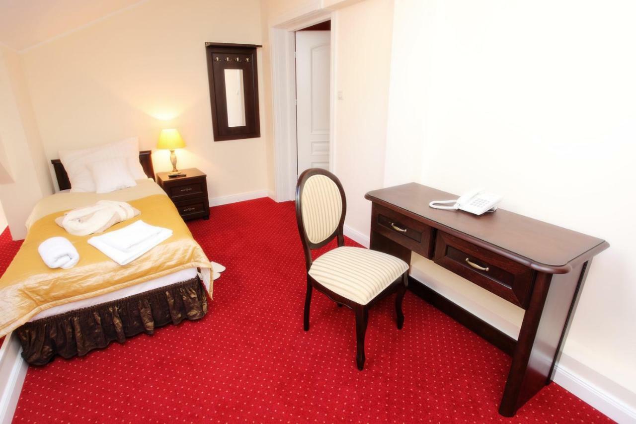 Hotel Dwór Sójki Kültér fotó
